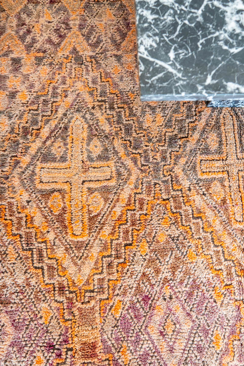 Marokkolainen Beni M'Guild vintage matto MADesign 2025