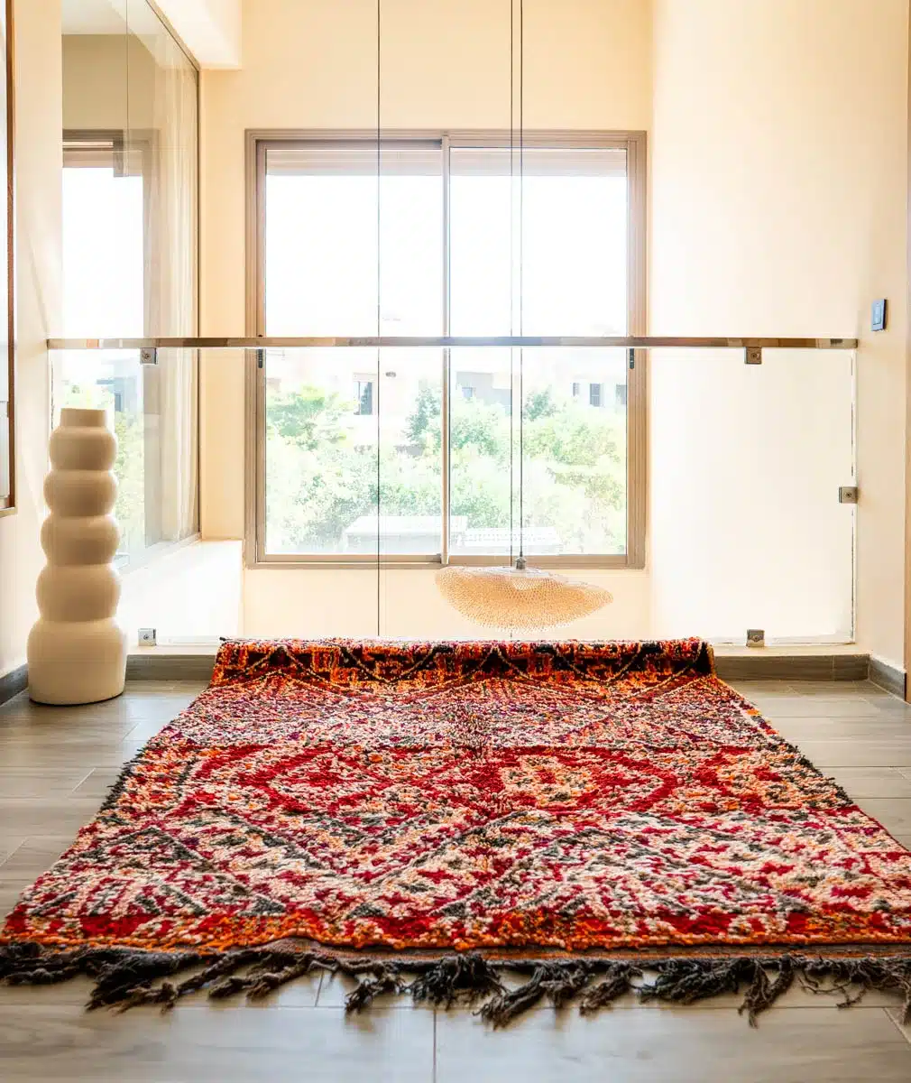 Marokkolainen vintage Berber matto Beni M'Guild MADesign 2025