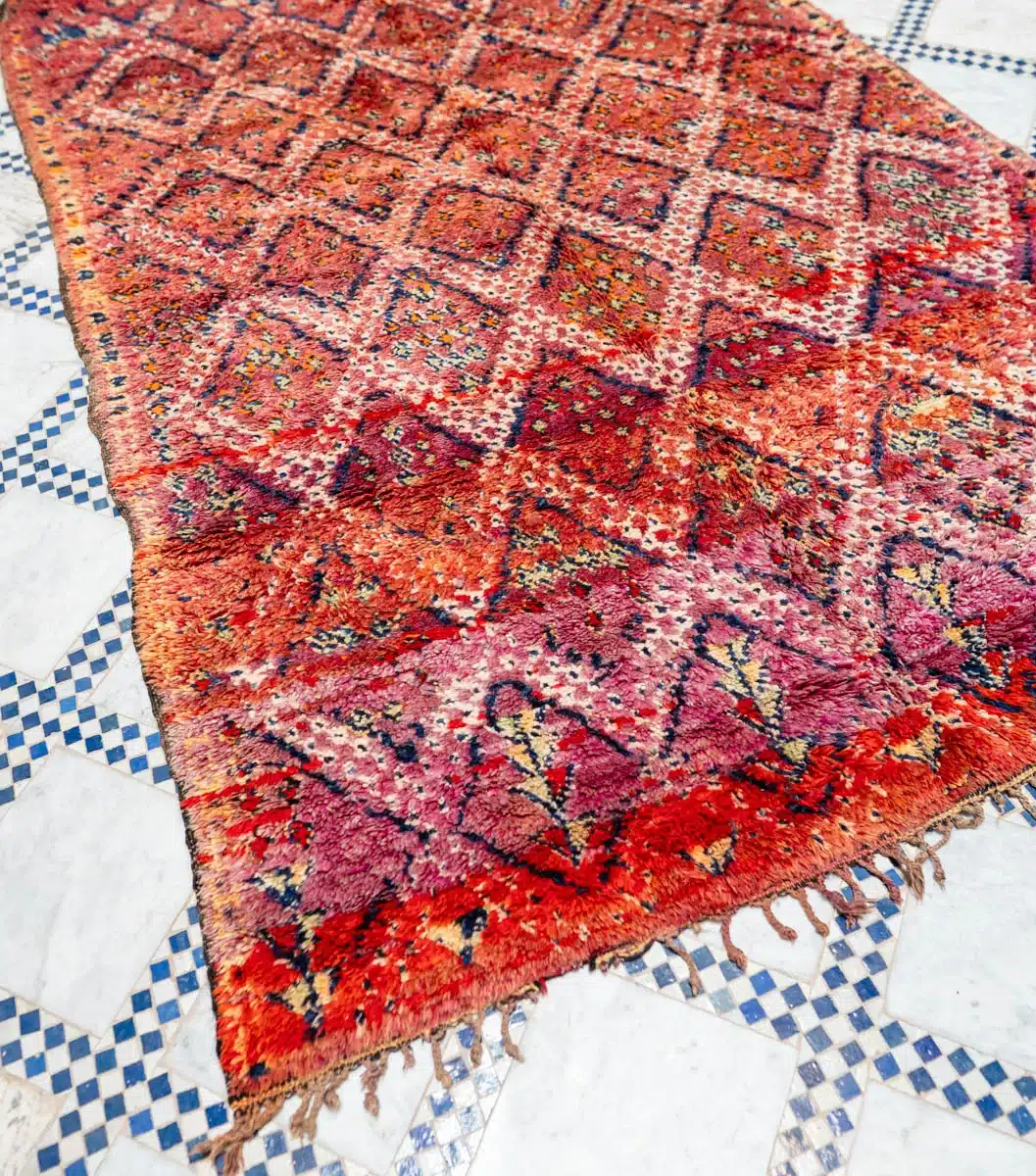 Marokkolainen vintage Berbermatto Azilal MADesign 2025