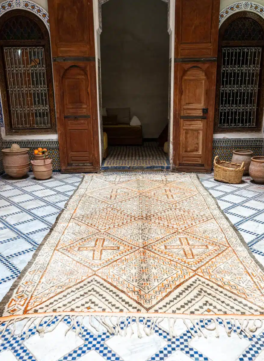 Aito Marokkolainen Beni Ouarain vintage villamatto