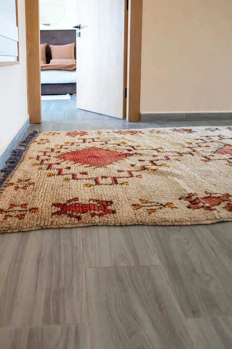 Marokkolainen Vintage Berbermatto Azilal MADesign 2025