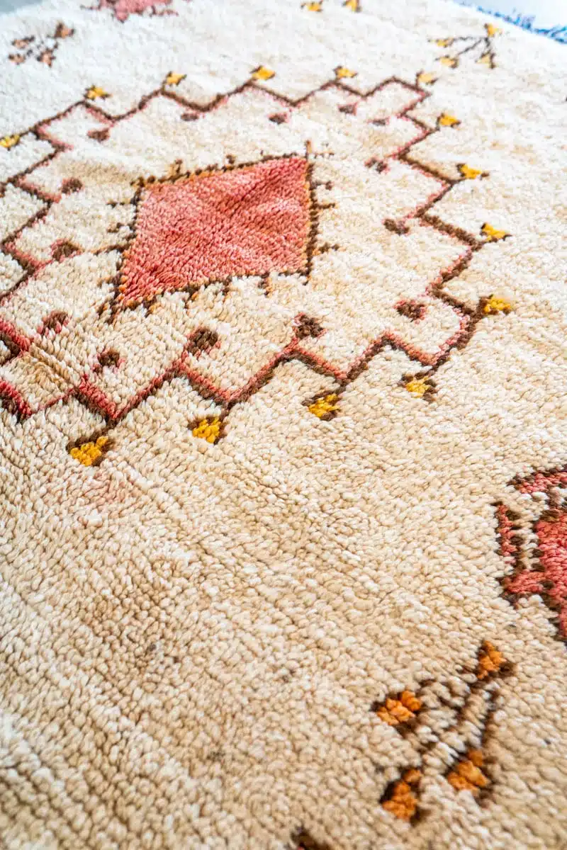 Marokkolainen Vintage Berbermatto Azilal MADesign 2025