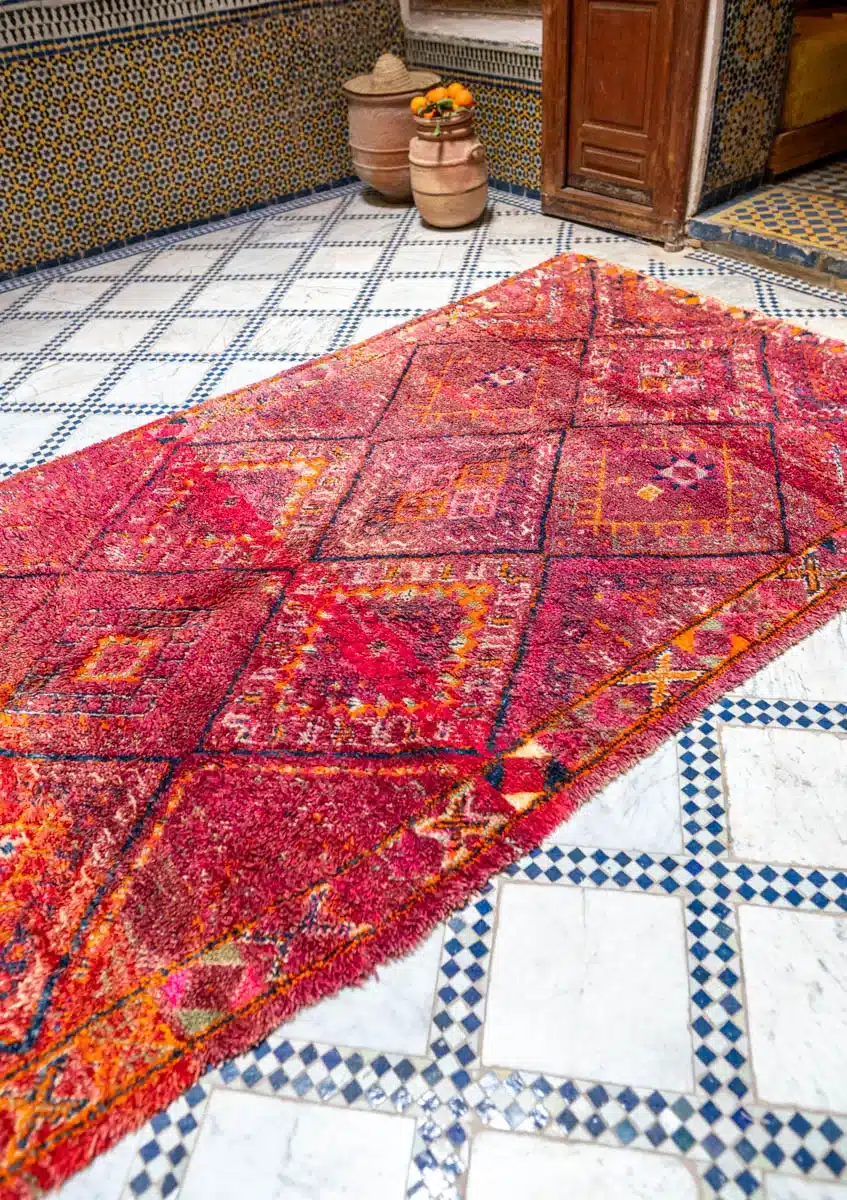 Marokkolainen vintage Berbermatto Beni M'Guild MADesign 2025