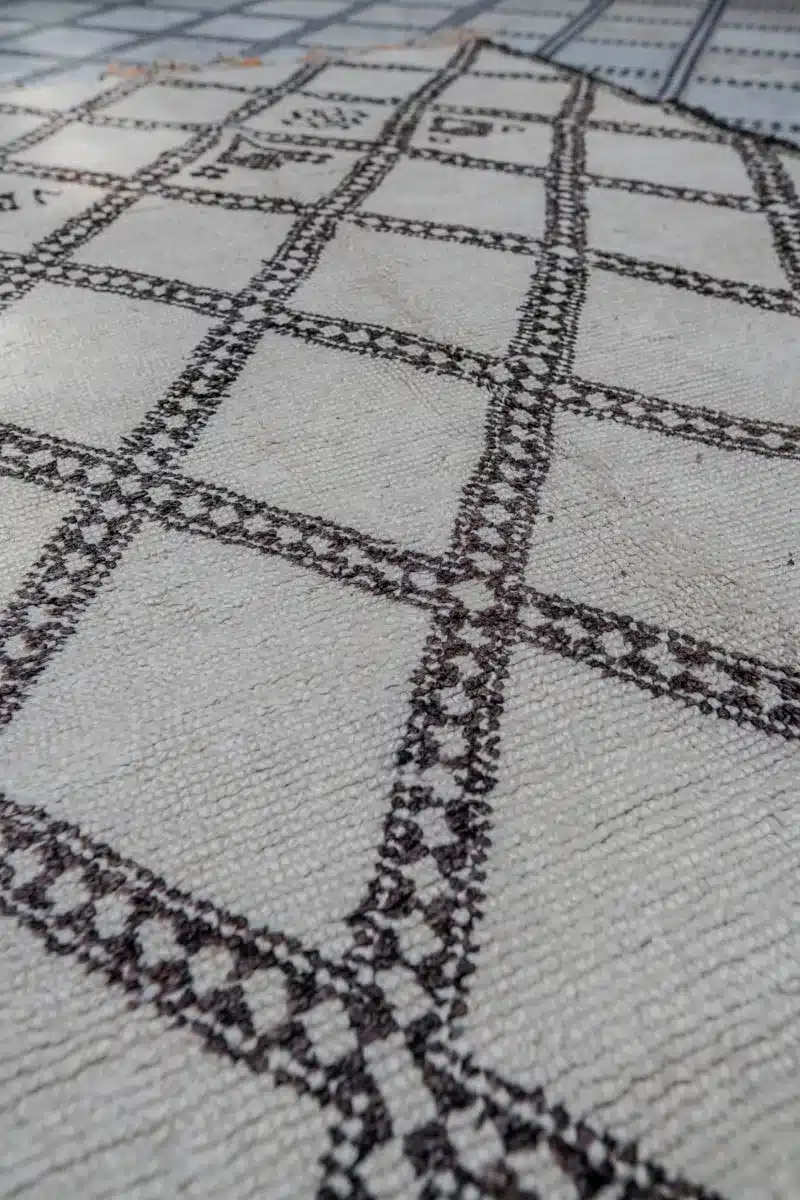 Marokkolaismatto Beni Ouarain Vintage Paimentolaismatto MADesign 2025